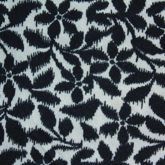 BANANA REPUBLIC Dress, S, Black/White Floral, Short sleeves, Career, v-neck - Picture 9 of 12